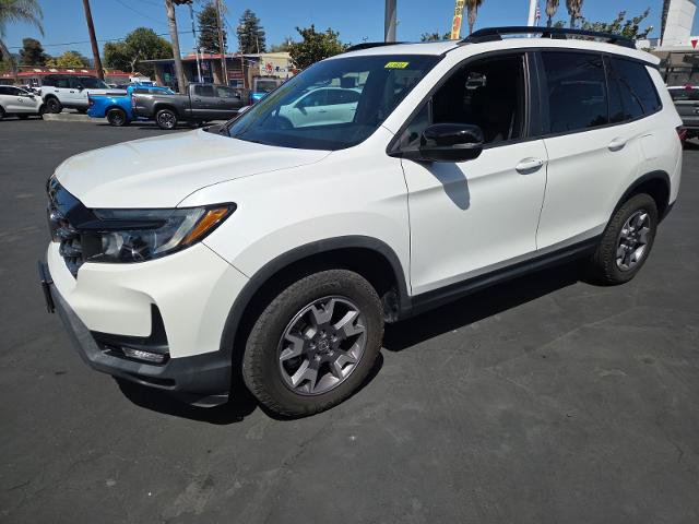 Used 2023 Honda Passport TrailSport image 12