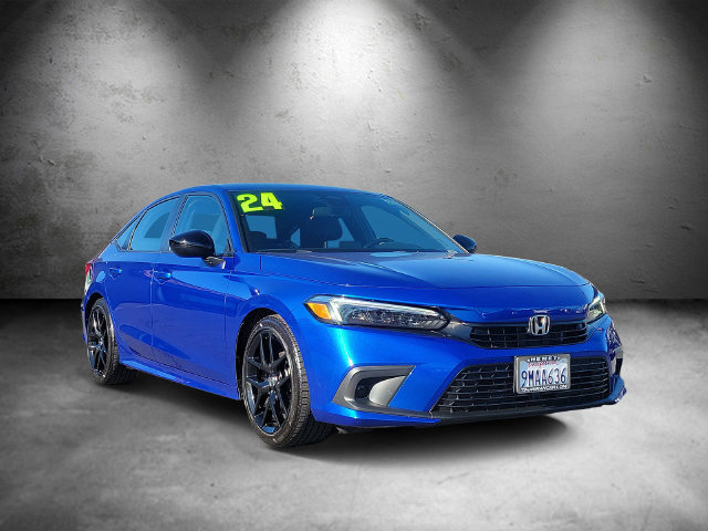 Used 2024 Honda Civic Sport image 2