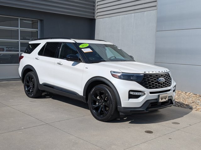 Certified 2023 Ford Explorer ST-Line w/ Class IV Trailer Tow Package AWD/4WD image 1