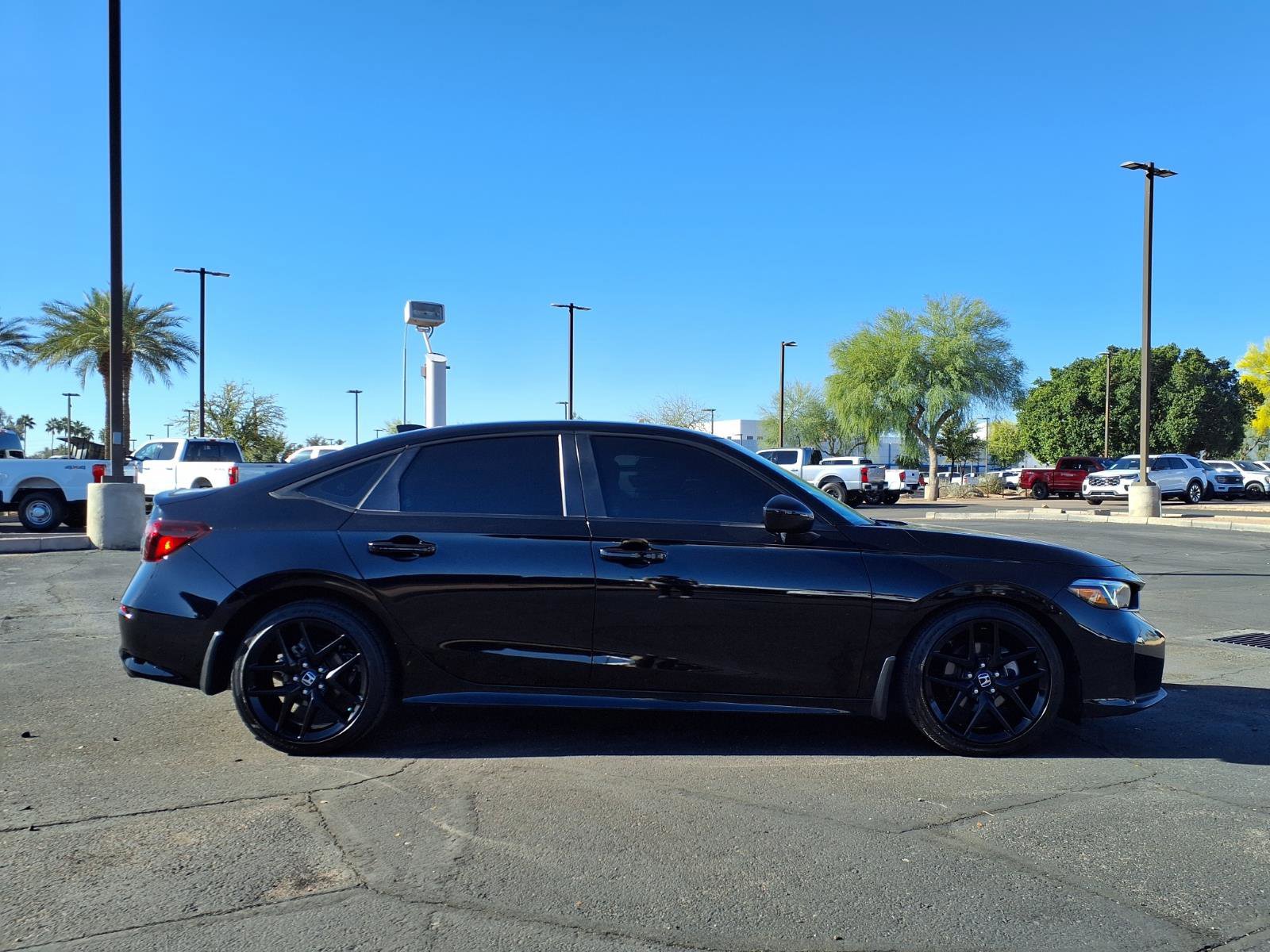 Used 2025 Honda Civic Sport image 2