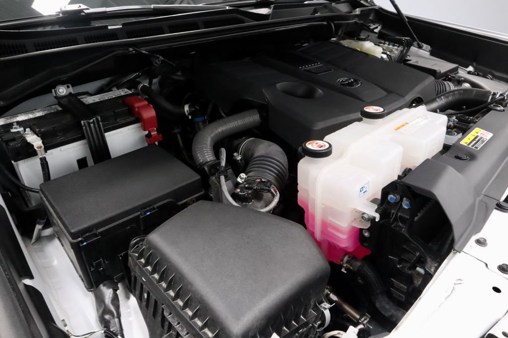 Used 2025 Toyota Tundra 1794 Edition AWD/4WD image 19