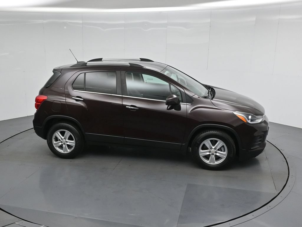 Used 2020 Chevrolet Trax LT w/ LT Convenience Package FWD image 49