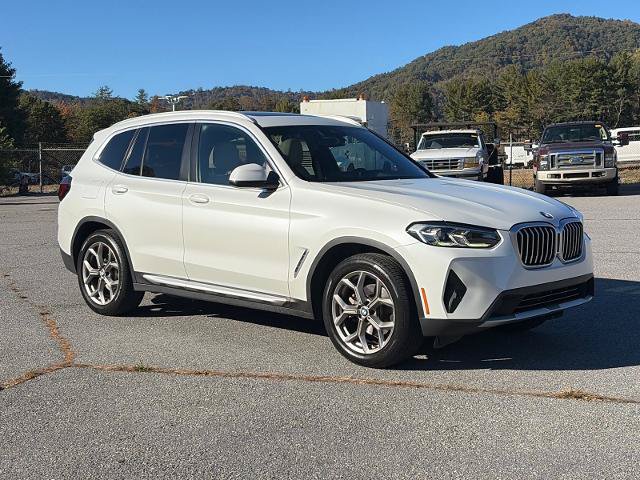 Used 2022 BMW X3 xDrive30i w/ Premium Package 2 AWD/4WD image 1