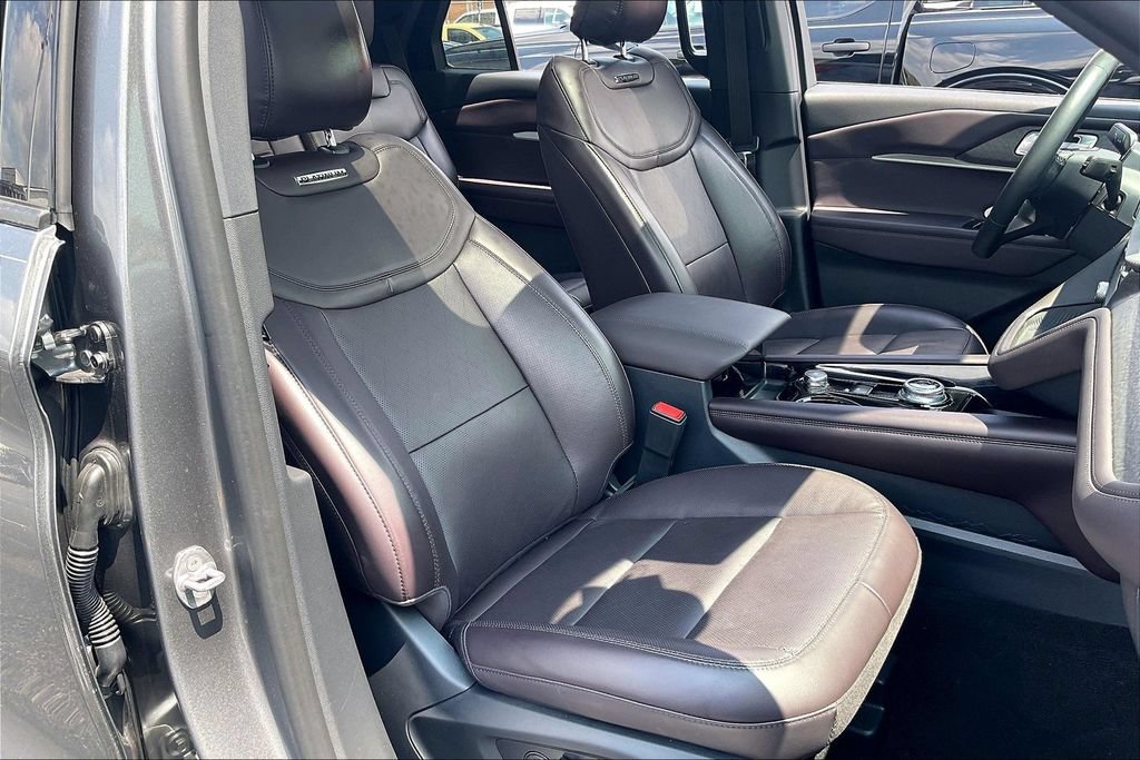 Certified 2026 Ford Explorer Platinum AWD/4WD image 6