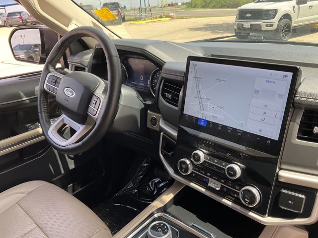 Certified 2024 Ford Expedition XLT RWD image 20
