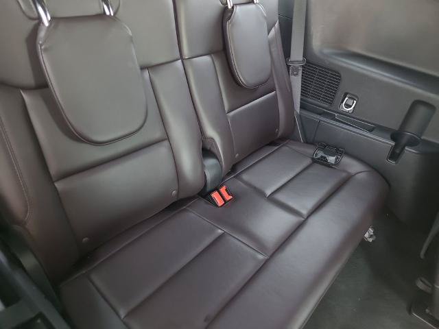 Certified 2025 Ford Explorer Platinum w/ LUX Leather Package AWD/4WD image 14