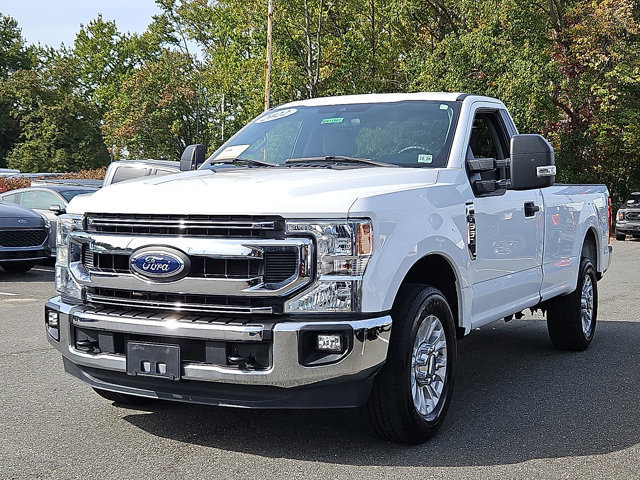 Certified 2022 Ford F350 XLT image 9