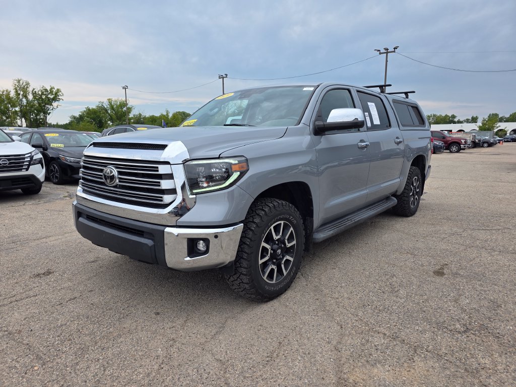 Used 2020 Toyota Tundra Limited w/ Limited Premium Package AWD/4WD image 3