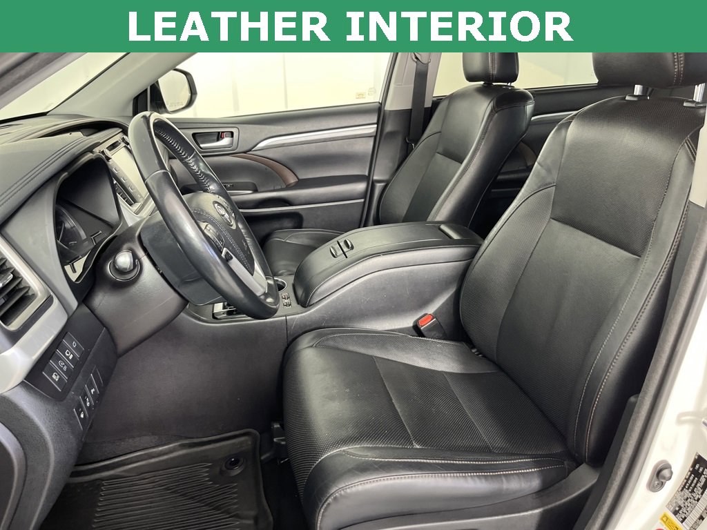 Used 2018 Toyota Highlander Limited image 11