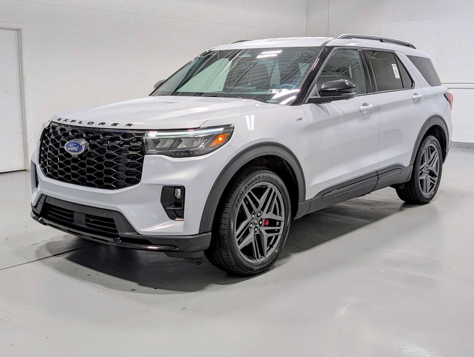 Certified 2026 Ford Explorer ST-Line w/ ST-Line Street Pack AWD/4WD image 1