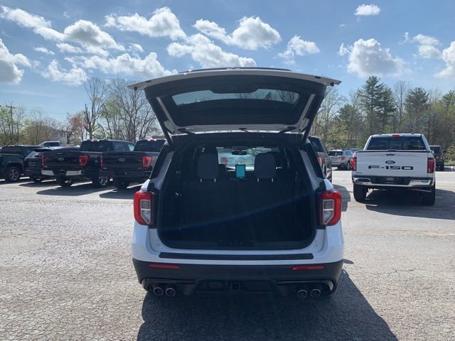 Certified 2023 Ford Explorer ST w/ Equipment Group 401A image 8