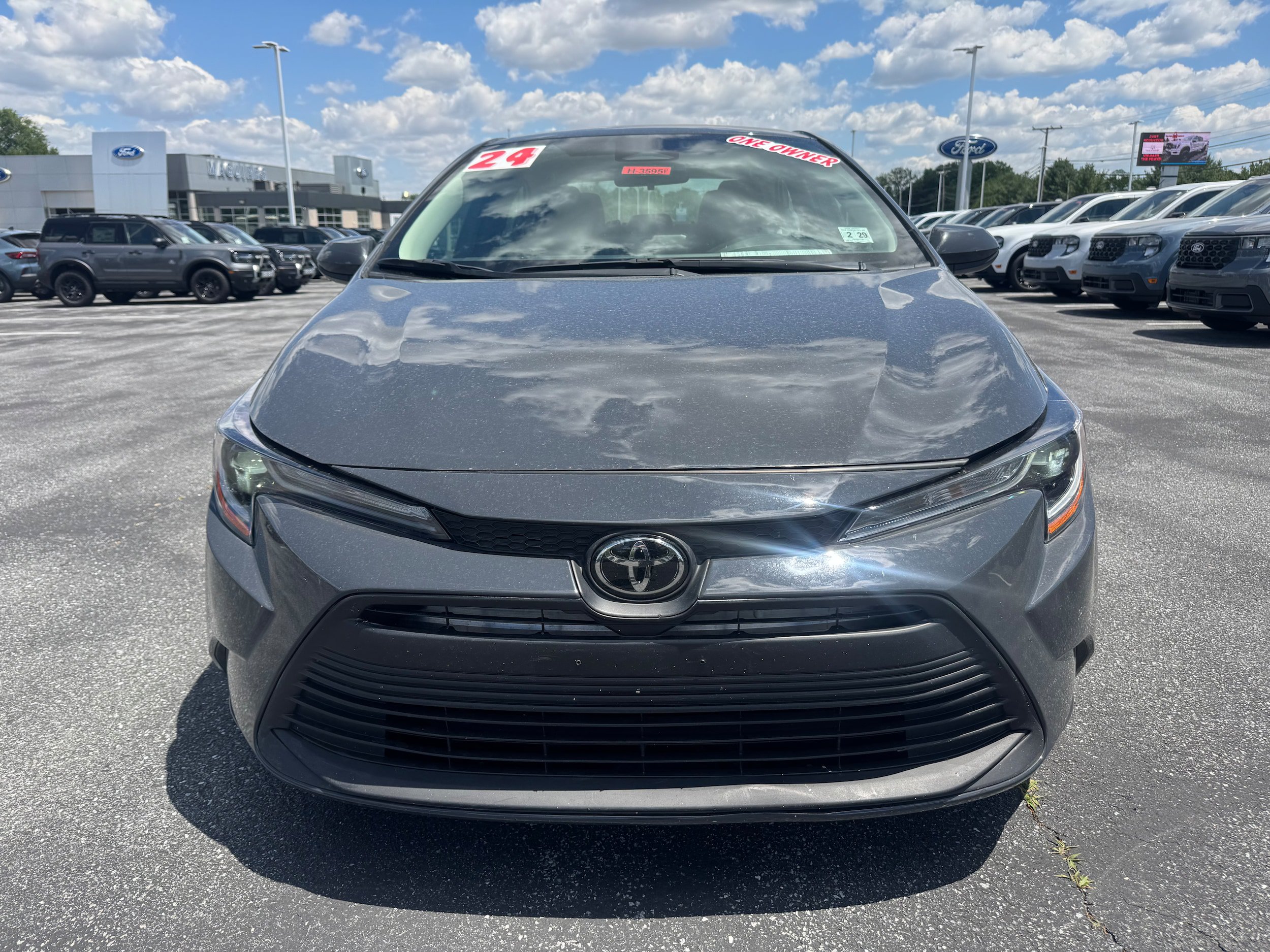 Used 2024 Toyota Corolla LE FWD image 8