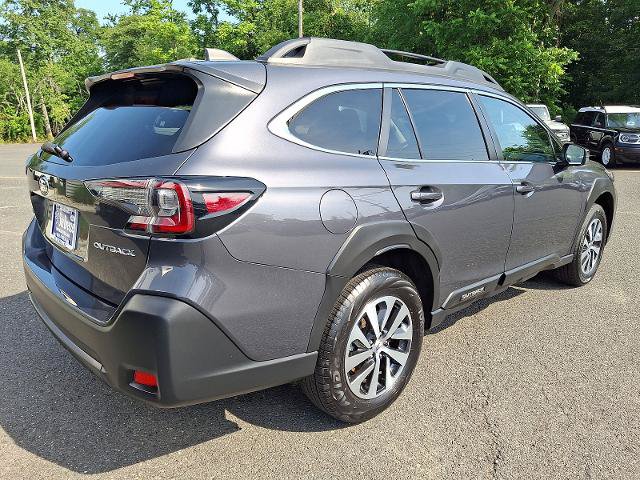 Used 2024 Subaru Outback Premium AWD/4WD image 6