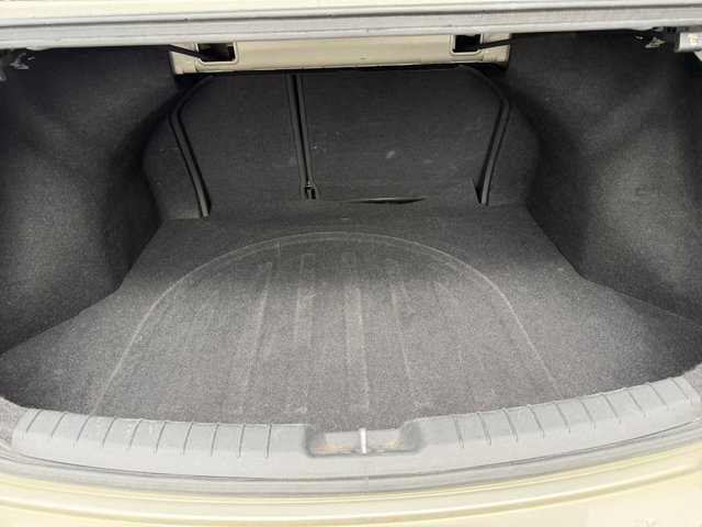 Used 2017 Hyundai Elantra SE image 18