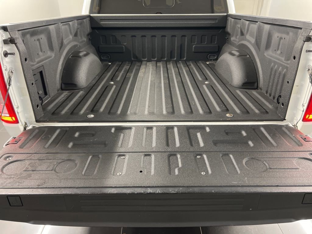 Certified 2022 Ford F150 Lariat w/ Equipment Group 502A High image 37