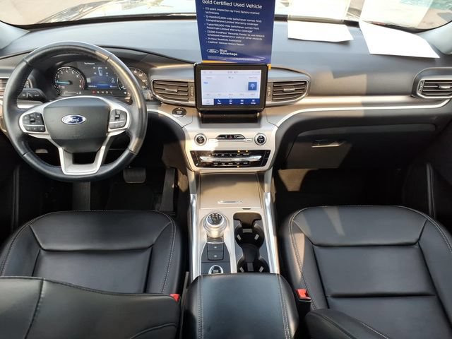 Certified 2022 Ford Explorer XLT w/ Equipment Group 202A AWD/4WD image 11