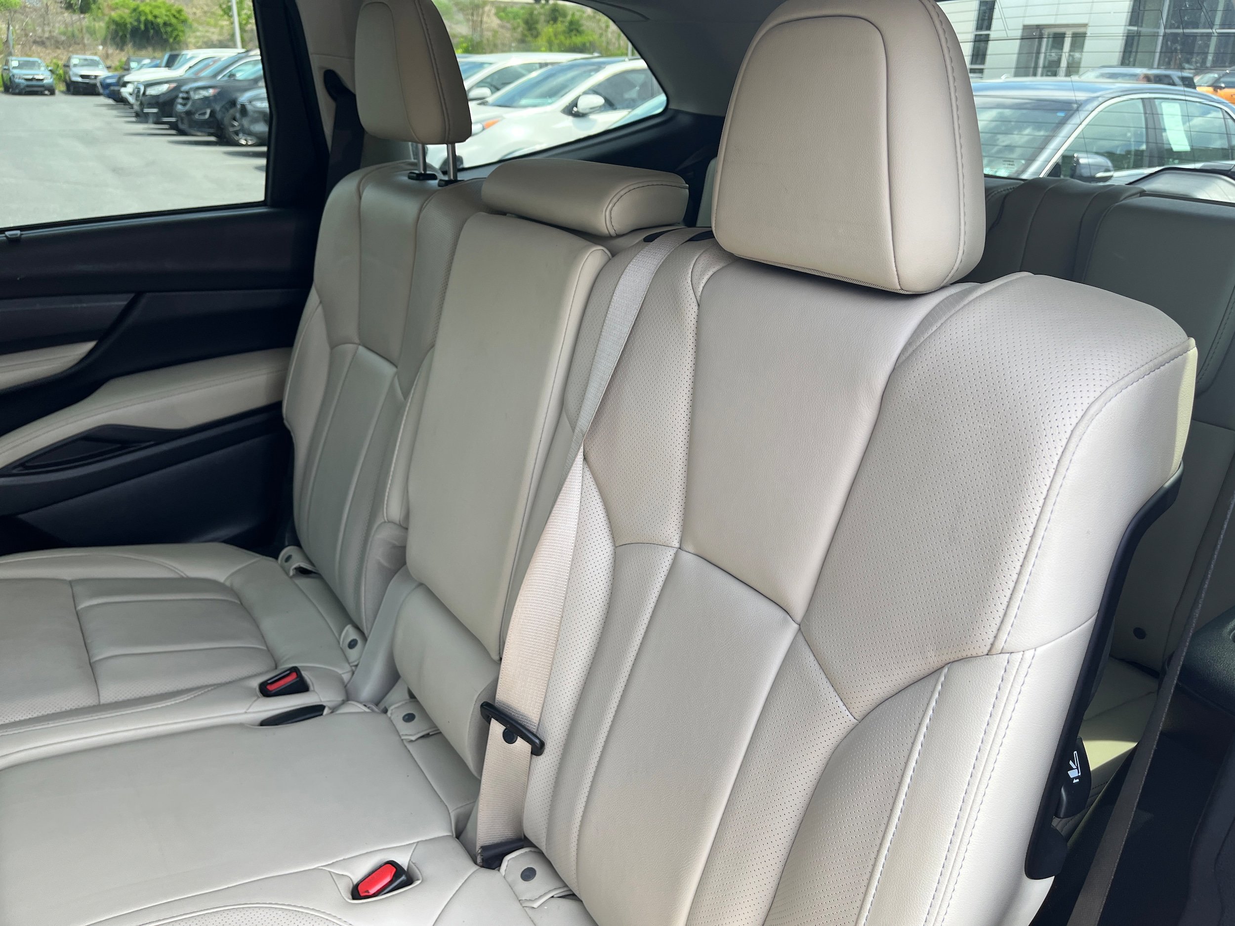 Used 2019 Subaru Ascent Limited AWD/4WD image 12