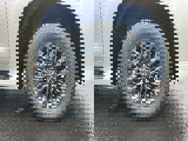 Used 2023 Lexus GX 460 Premium image 11