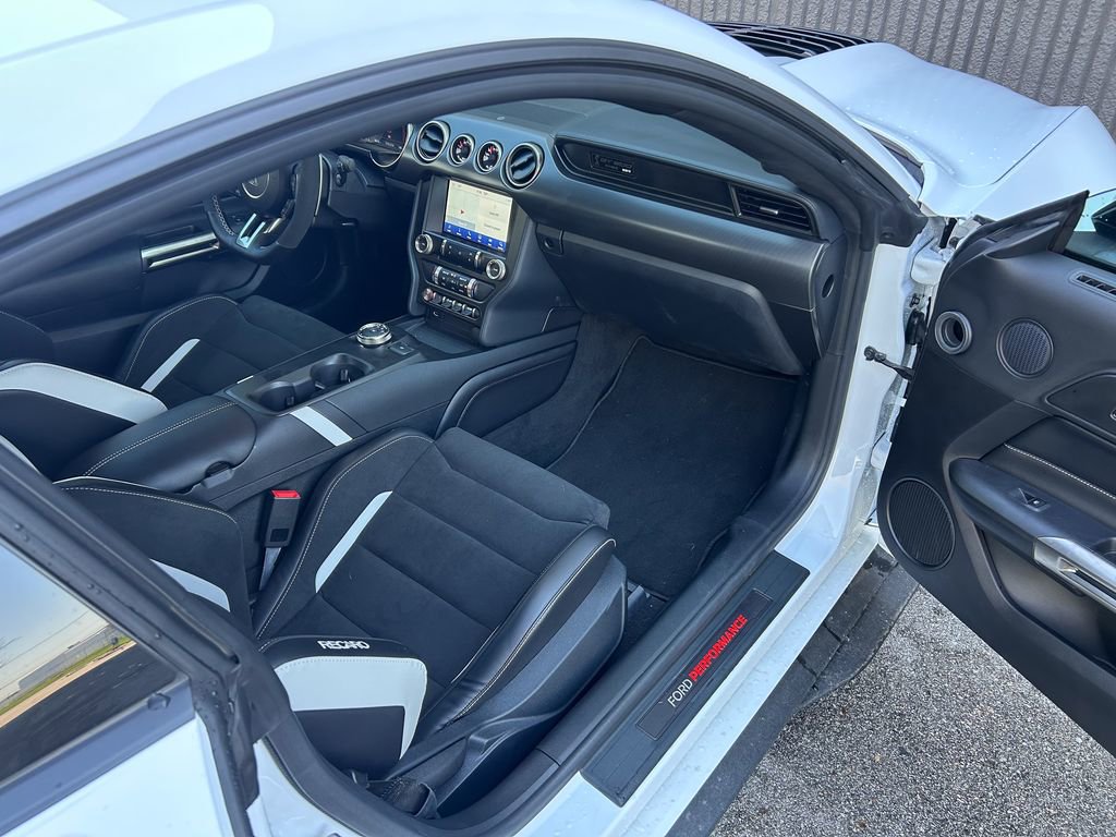 Certified 2021 Ford Mustang Shelby GT500 w/ Technology Package image 16