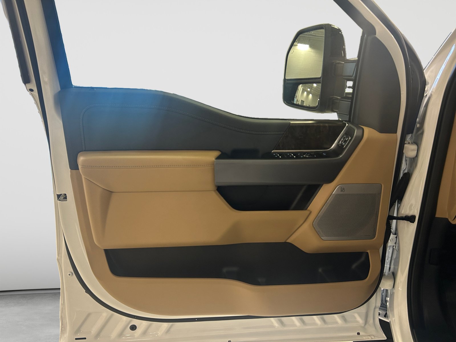 Certified 2025 Ford F350 Lariat w/ Camper Package AWD/4WD image 10