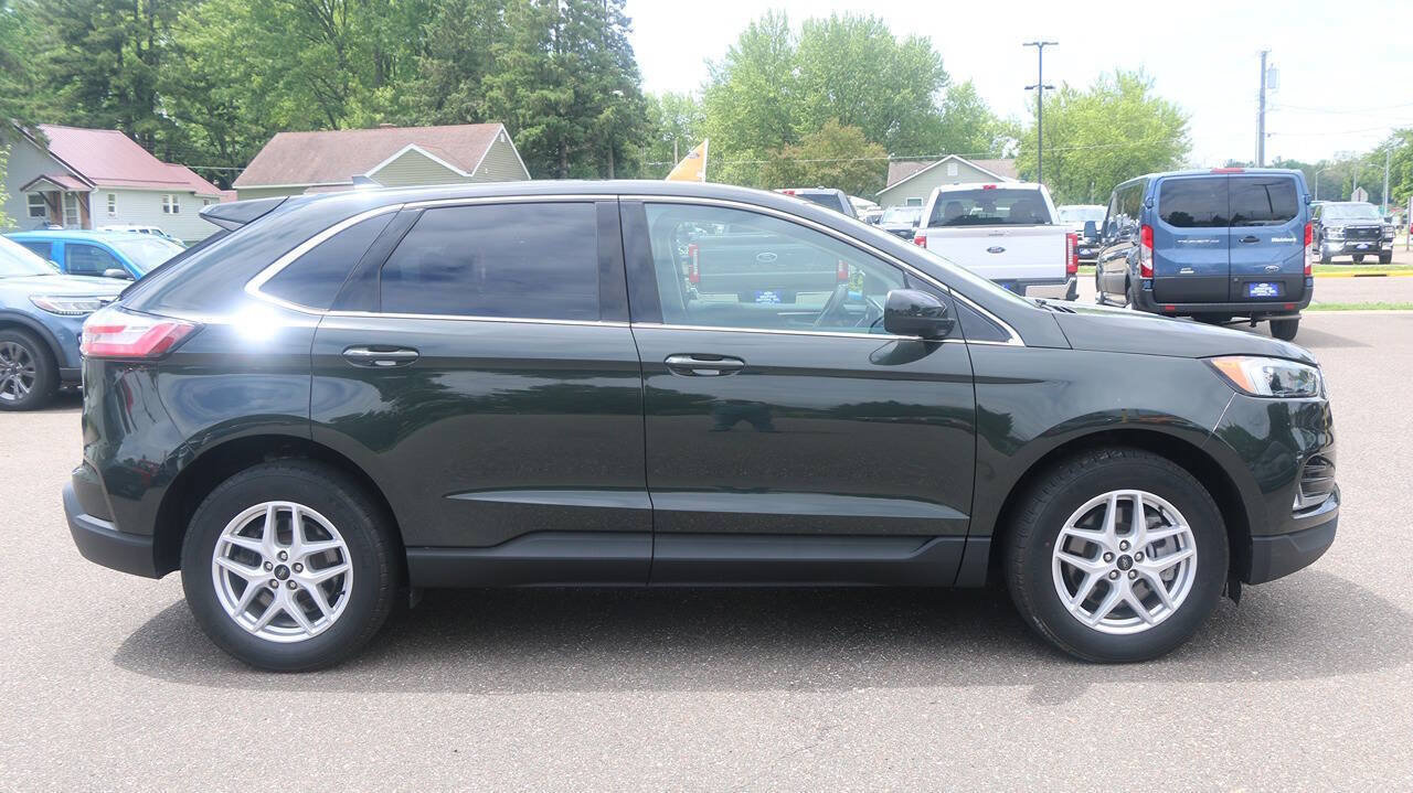 Certified 2023 Ford Edge SEL w/ Convenience Package AWD/4WD image 3
