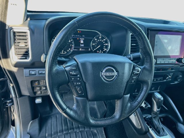Used 2022 Nissan Frontier SV AWD/4WD image 16