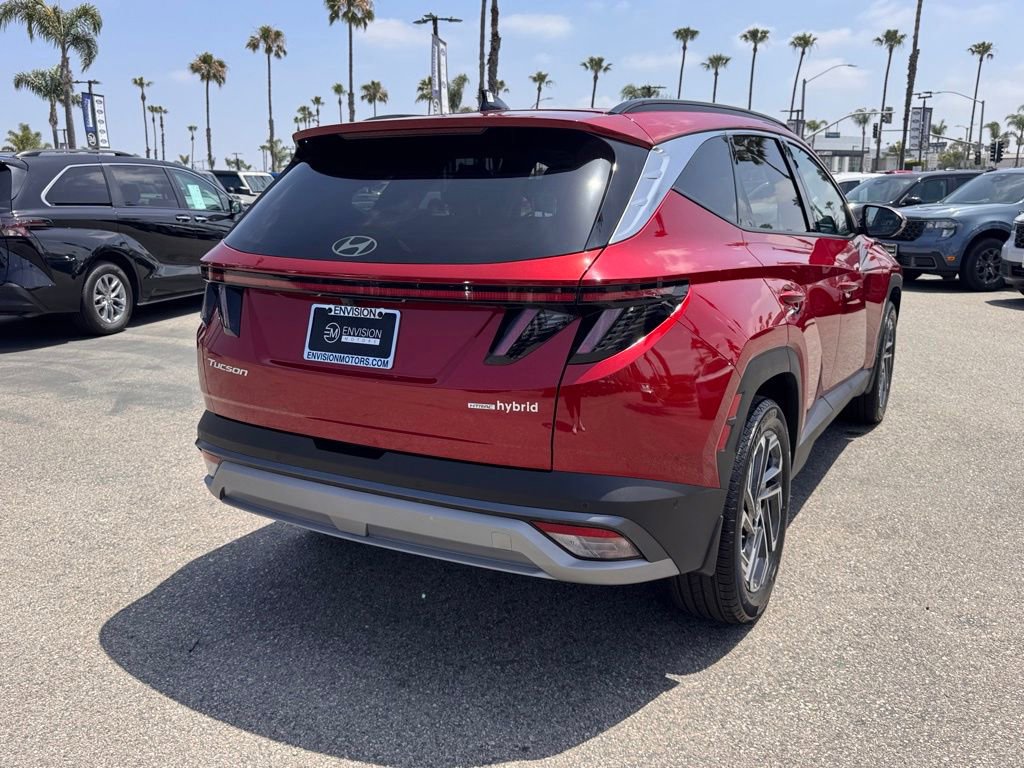 Used 2025 Hyundai Tucson Limited AWD/4WD image 12