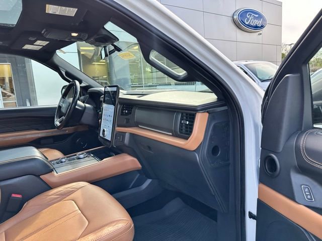 Certified 2022 Ford Expedition Platinum AWD/4WD image 50
