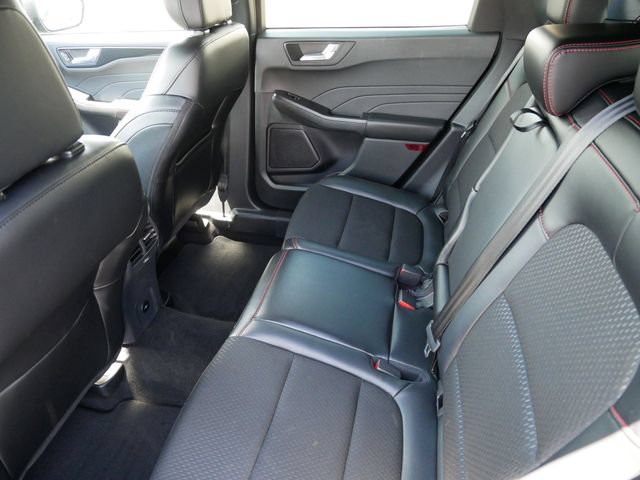 Certified 2025 Ford Escape ST-Line AWD/4WD image 8