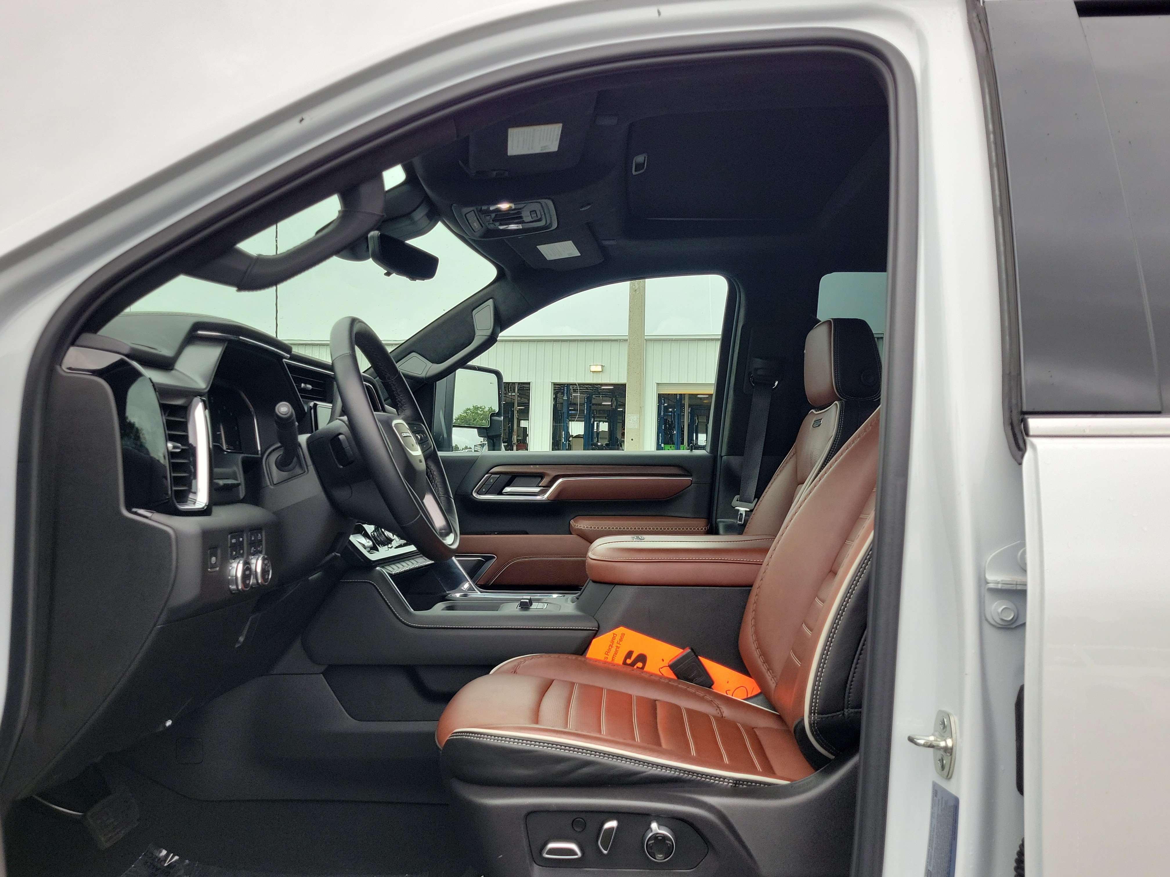 Used 2025 GMC Sierra 2500 Denali Ultimate AWD/4WD image 20