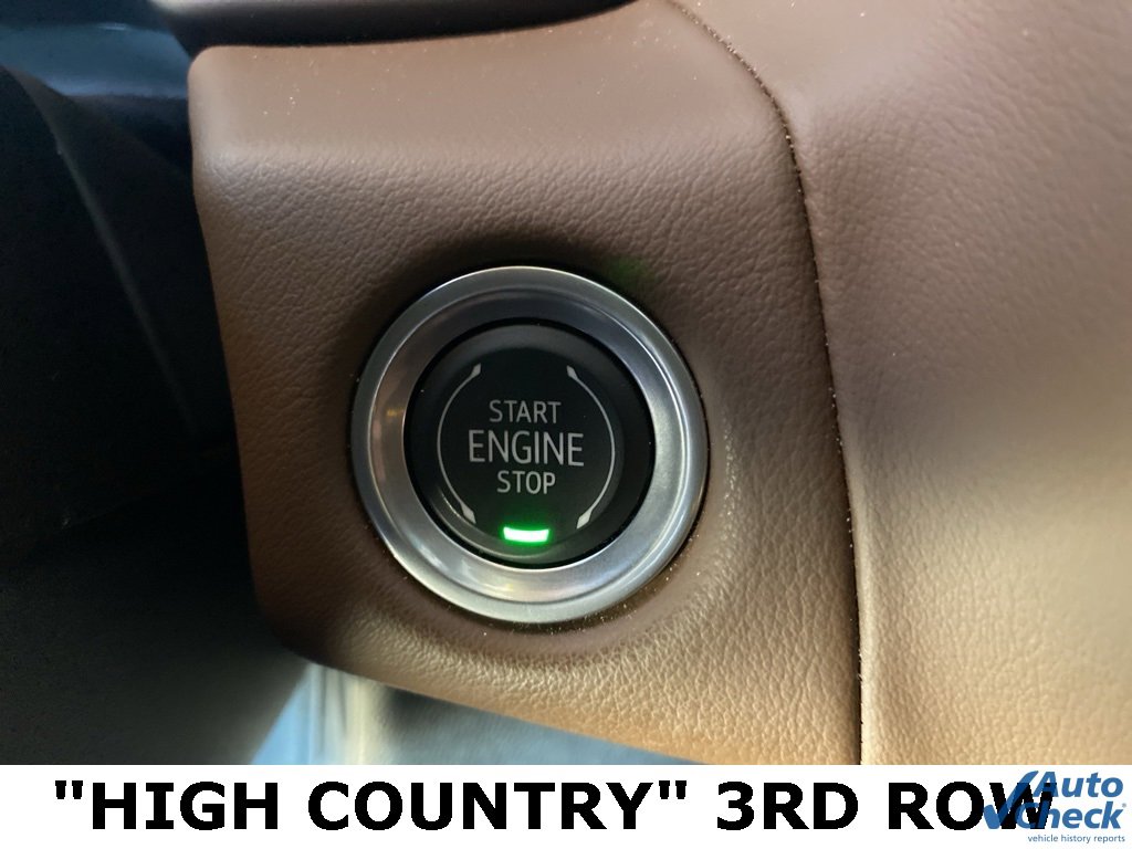 Used 2023 Chevrolet Suburban High Country image 40