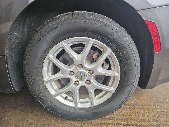 Used 2023 Chrysler Pacifica Touring-L FWD image 32