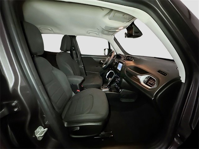 Used 2018 Jeep Renegade Latitude image 22