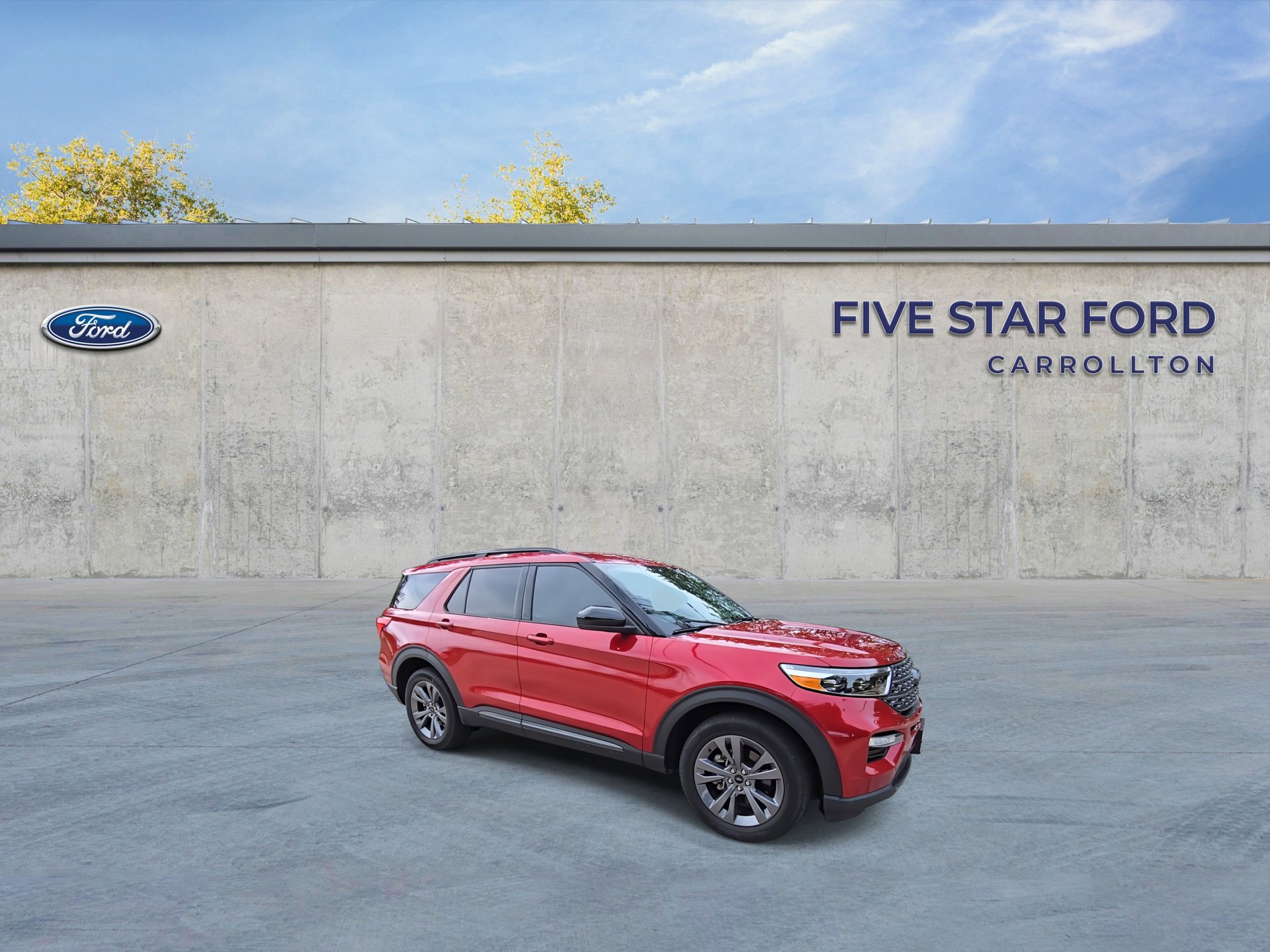 Certified 2022 Ford Explorer XLT w/ Equipment Group 202A image 2