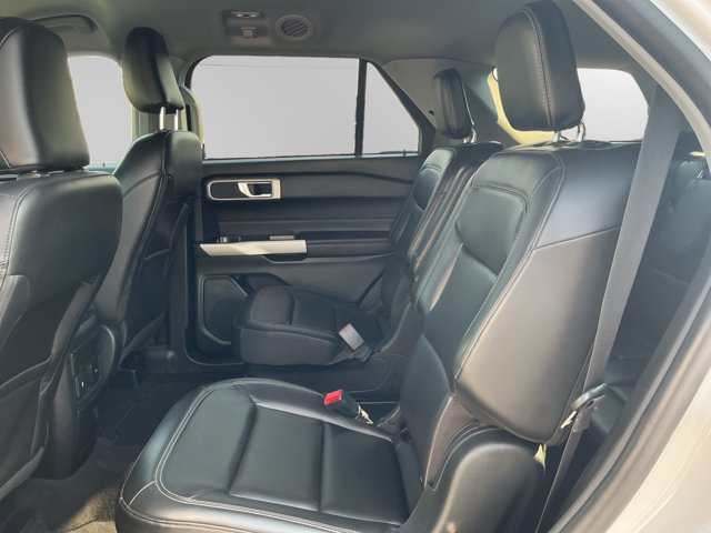 Certified 2022 Ford Explorer XLT AWD/4WD image 13