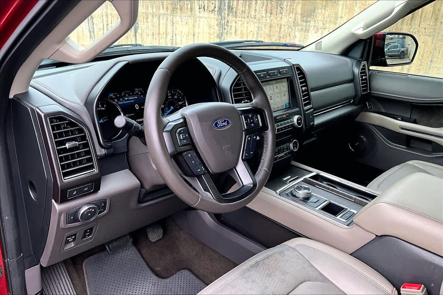 Certified 2018 Ford Expedition Limited w/ Equipment Group 301A RWD image 18