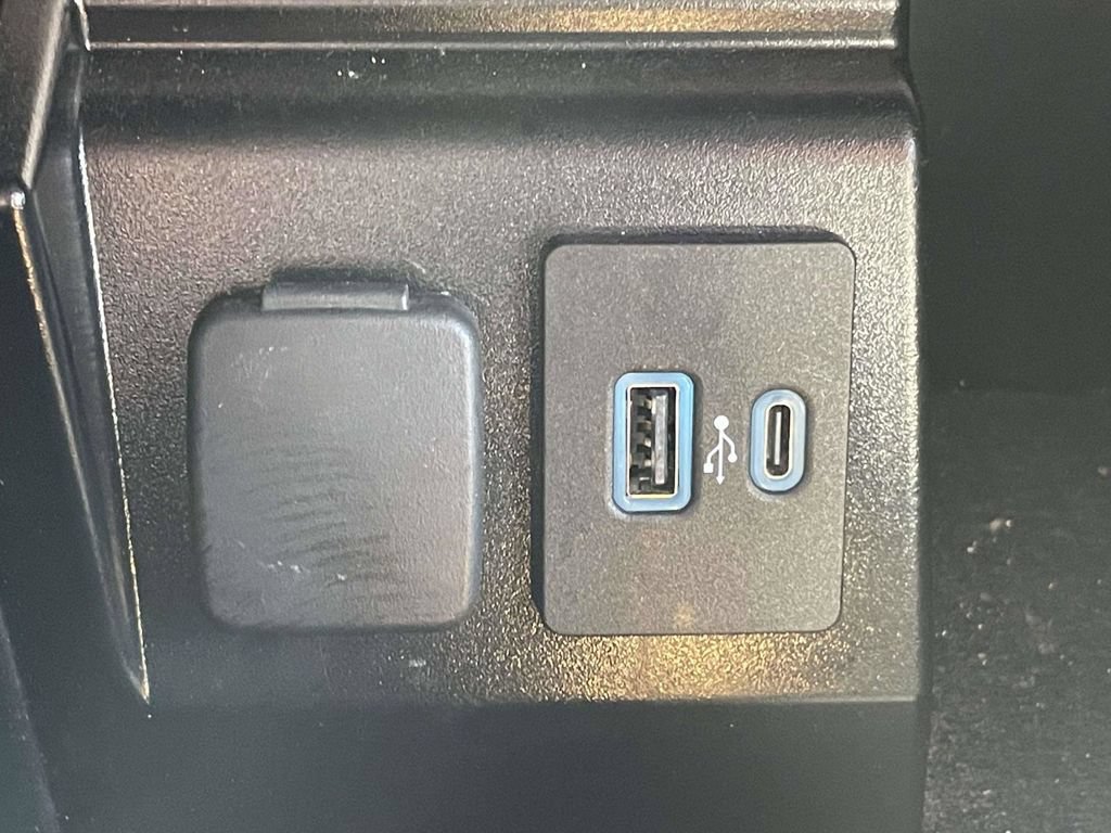 Certified 2022 Ford Explorer ST-Line RWD image 23