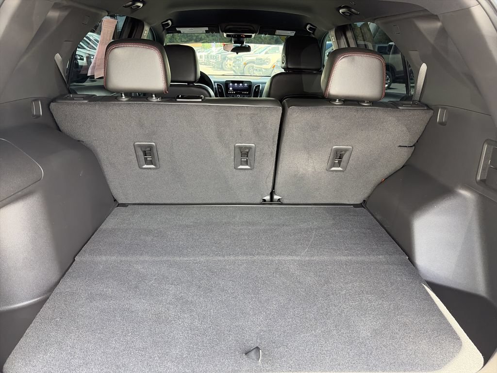 Used 2024 Chevrolet Equinox RS w/ RS Leather Package FWD image 32