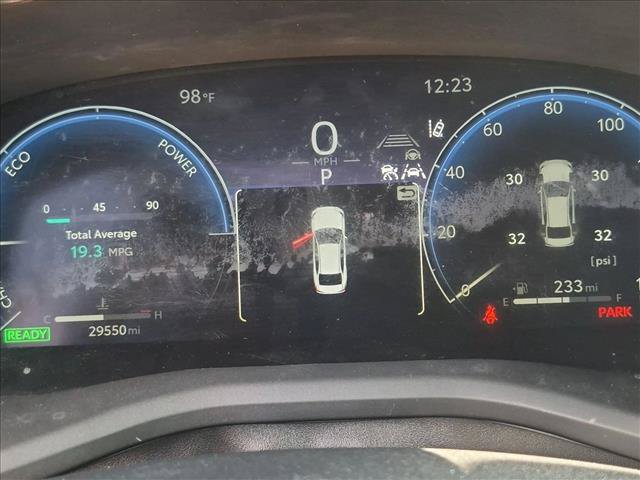 Used 2025 Toyota Camry XSE FWD image 11