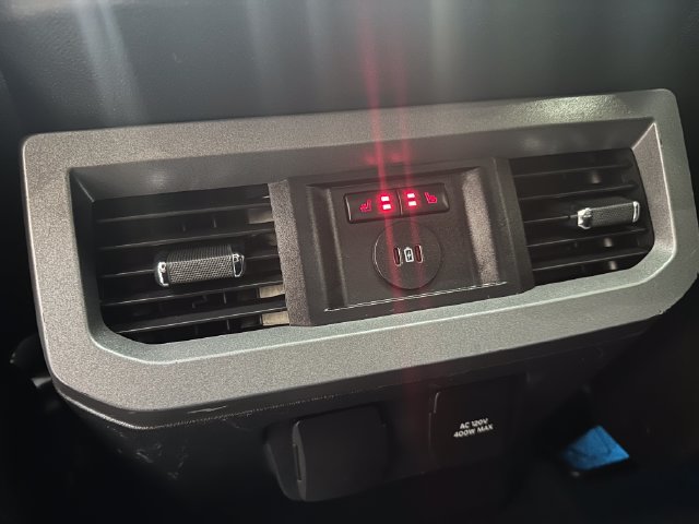Certified 2023 Ford F350 Lariat AWD/4WD image 21