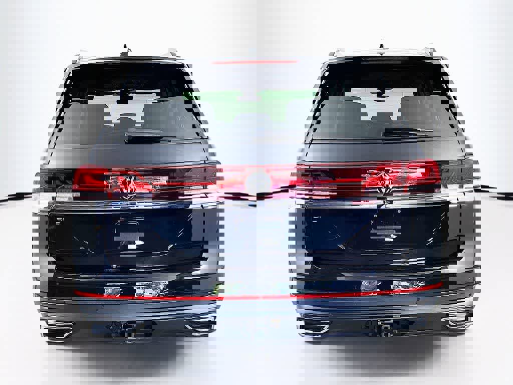 Used 2025 Volkswagen Atlas SE image 5