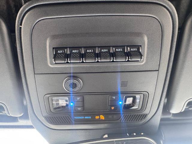 Certified 2025 Ford Bronco Badlands w/ Sasquatch Package AWD/4WD image 26