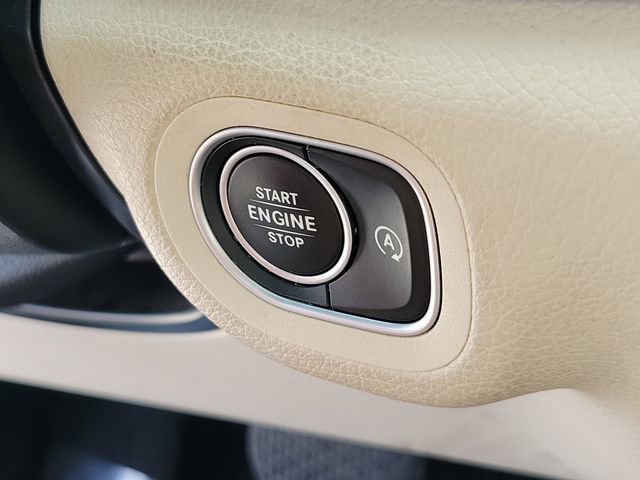 Used 2021 Mercedes-Benz GLE 350 4MATIC image 32