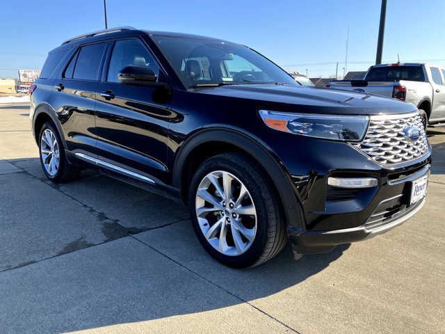 Certified 2021 Ford Explorer Platinum w/ Equipment Group 601A image 8