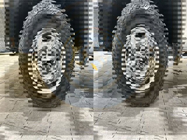 Used 2022 Chevrolet Silverado 3500 LT w/ Convenience Package image 28