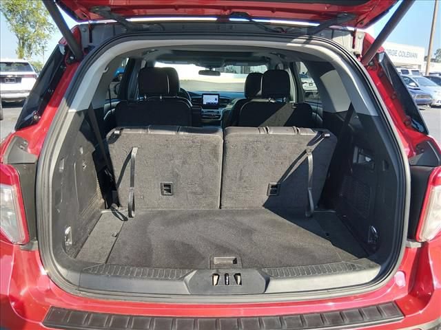 Certified 2023 Ford Explorer XLT AWD/4WD image 16