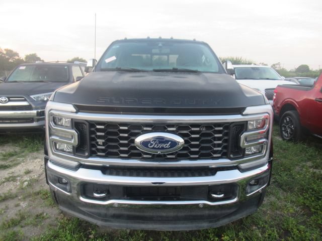 Certified 2023 Ford F450 Lariat w/ Lariat Ultimate Package AWD/4WD image 2