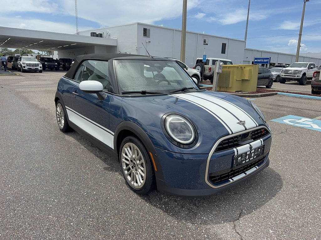 Used 2025 MINI Cooper S FWD image 4