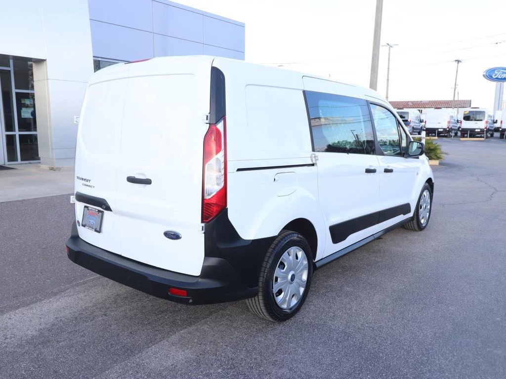 Certified 2022 Ford Transit Connect XL image 5
