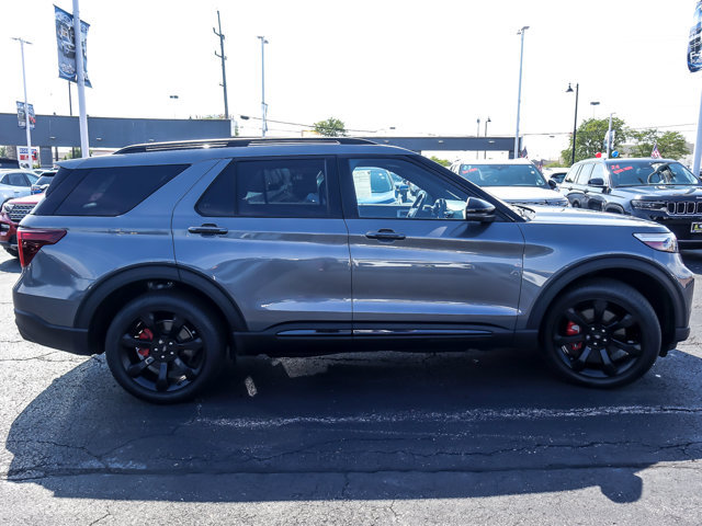 Certified 2023 Ford Explorer ST w/ Equipment Group 401A AWD/4WD image 9